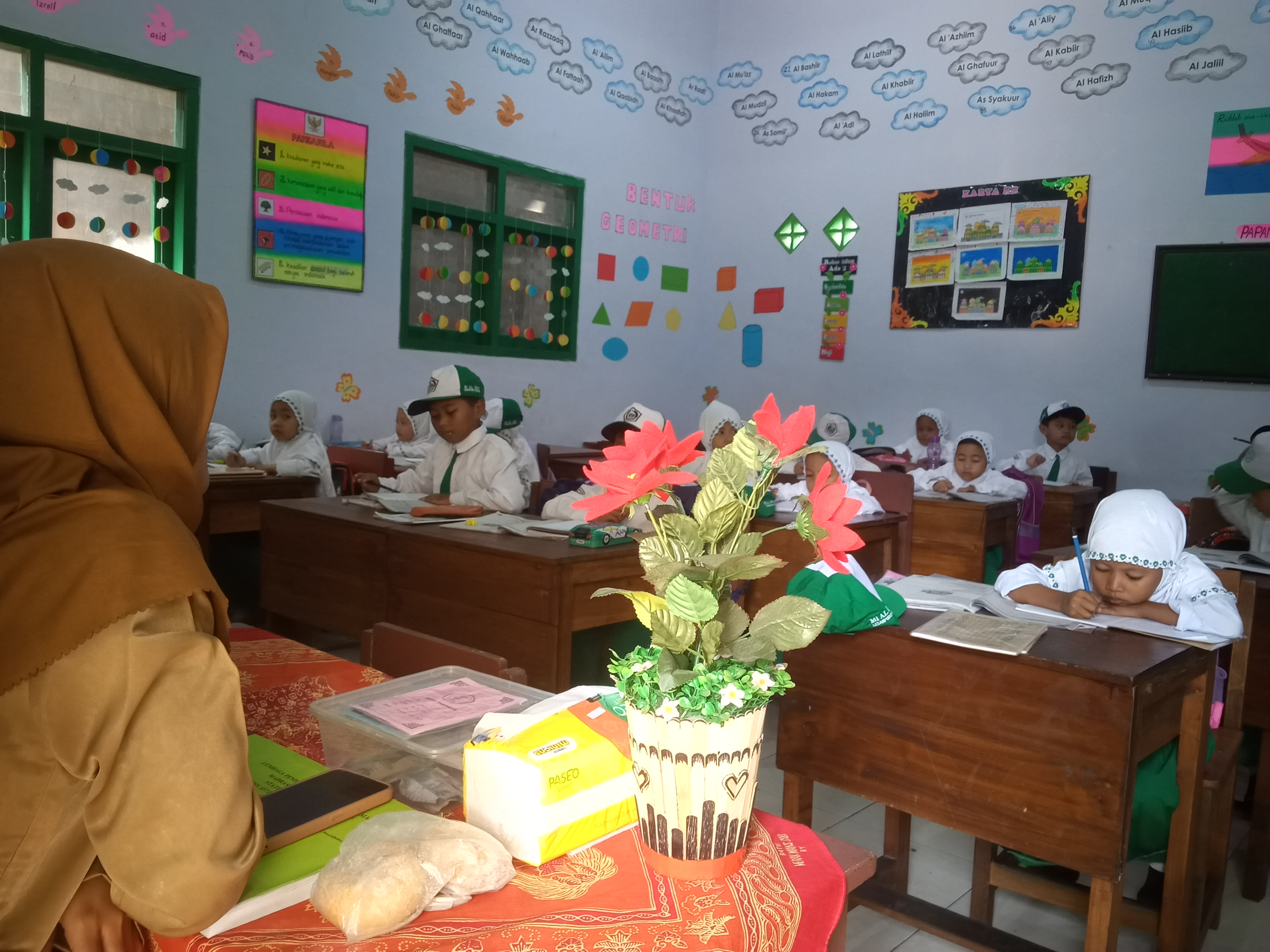 Halaman Sekolah
